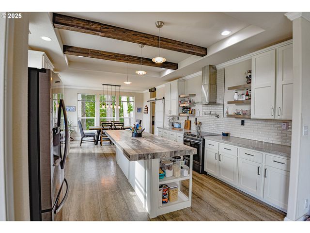 76171 DELENA MAYGER Rd, Rainier, OR 97048