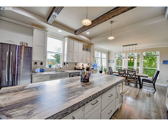 76171 DELENA MAYGER Rd, Rainier, OR 97048