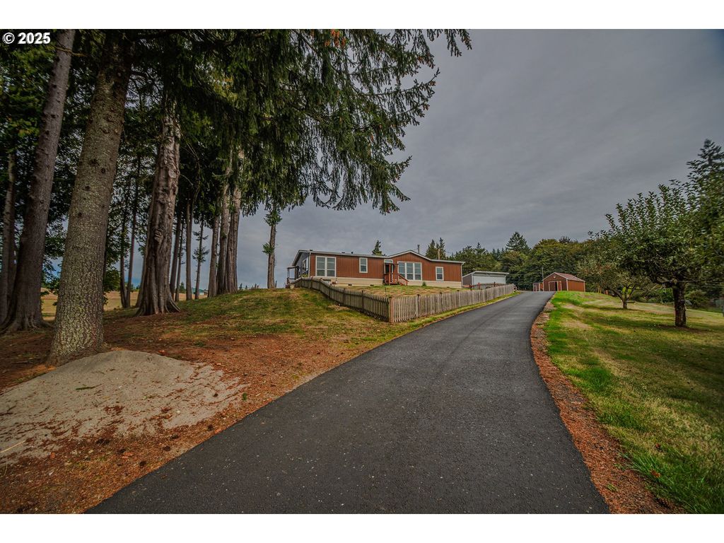 76171 DELENA MAYGER Rd, Rainier, OR 97048