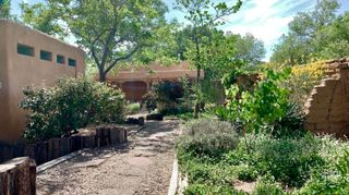 7609 Guadalupe Trail NW, Albuquerque, NM 87107