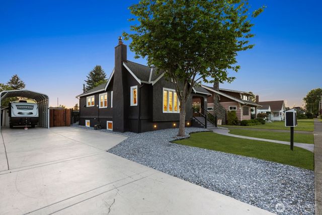 1904 LaFromboise Street, Enumclaw, WA 98022