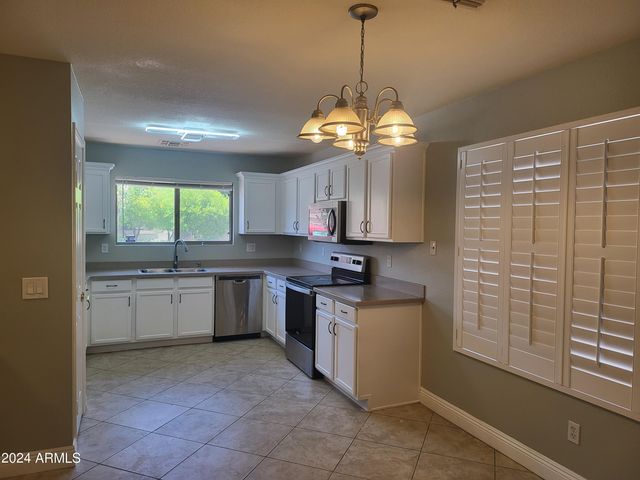 3931 S NEBRASKA Street, Chandler, AZ 85248