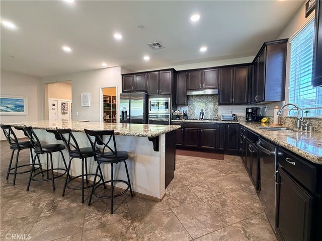 25480 Water Wheel Court, Menifee, CA 92584