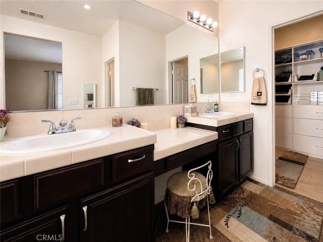 25480 Water Wheel Court, Menifee, CA 92584