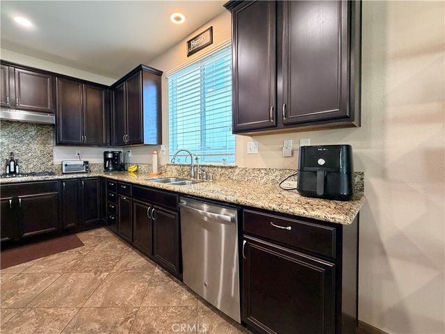 25480 Water Wheel Court, Menifee, CA 92584