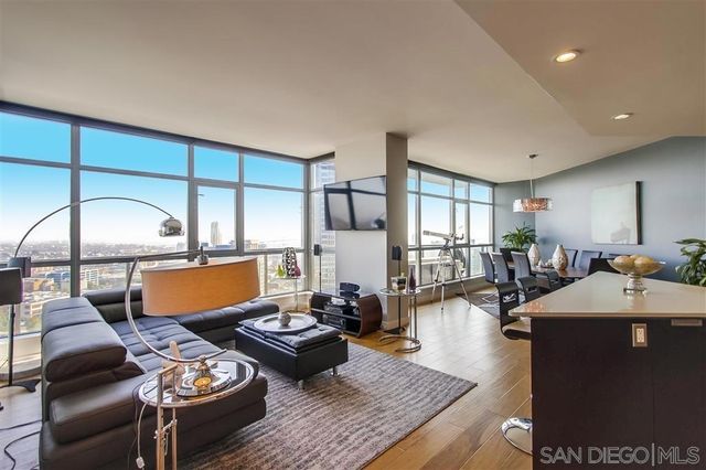 1441 9TH AVE 2401, San Diego, CA 92101