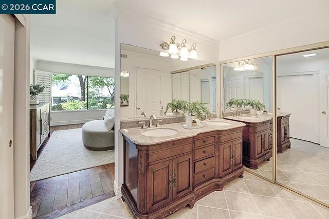 3142 Rossmoor Pkwy 2, Walnut Creek, CA 94595