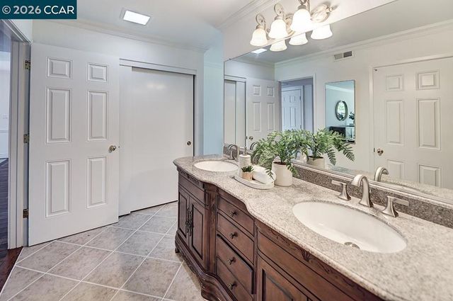 3142 Rossmoor Pkwy 2, Walnut Creek, CA 94595