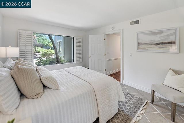 3142 Rossmoor Pkwy 2, Walnut Creek, CA 94595