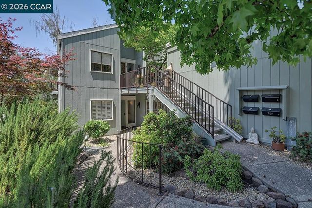 3142 Rossmoor Pkwy 2, Walnut Creek, CA 94595