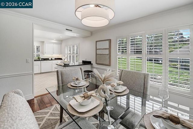3142 Rossmoor Pkwy 2, Walnut Creek, CA 94595