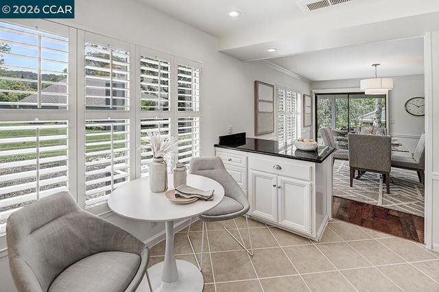 3142 Rossmoor Pkwy 2, Walnut Creek, CA 94595