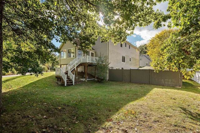 12 Silvermine Road, Woburn, MA 01801