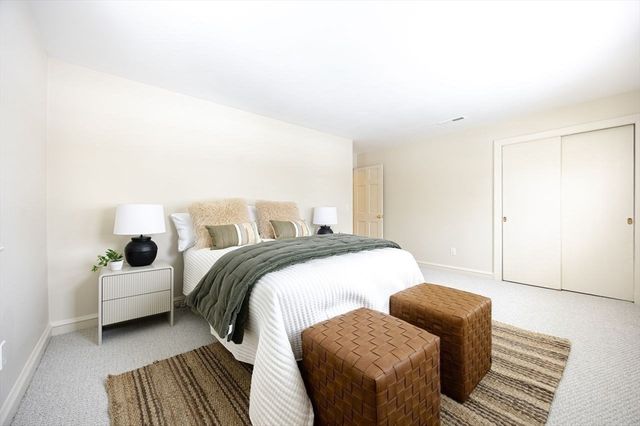 15 Alroy Rd, Weymouth, MA 02190