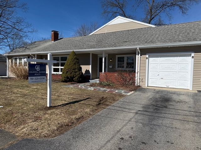 15 Alroy Rd, Weymouth, MA 02190