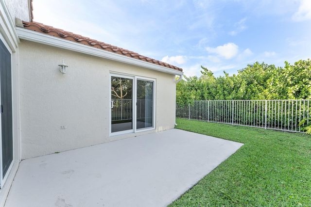 1353 Canary Island Drive, Weston, FL 33327