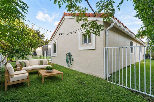 1353 Canary Island Drive, Weston, FL 33327