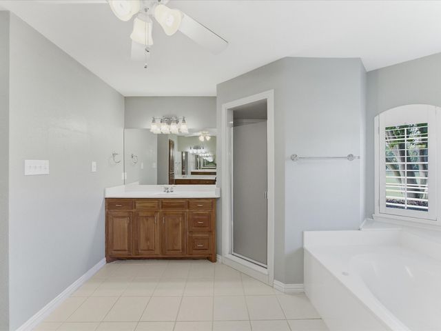 6671 Fm 660, Ennis, TX 75119