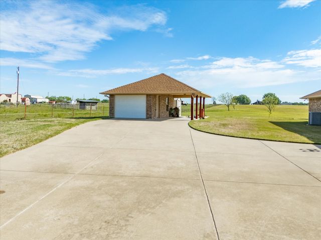 6671 Fm 660, Ennis, TX 75119