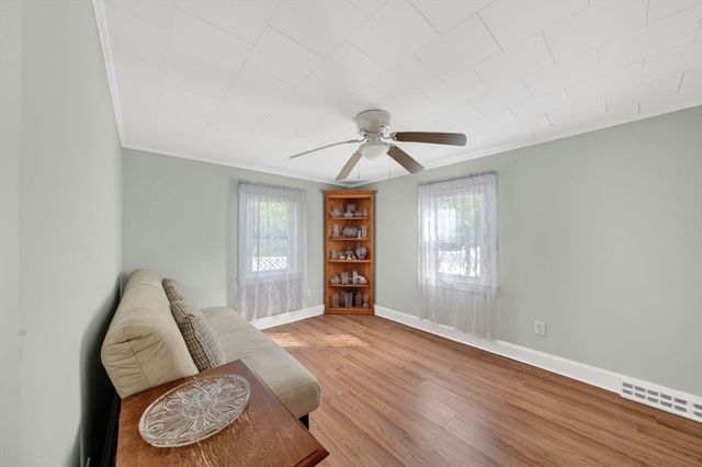 26 Oriole Street, New Bedford, MA 02745