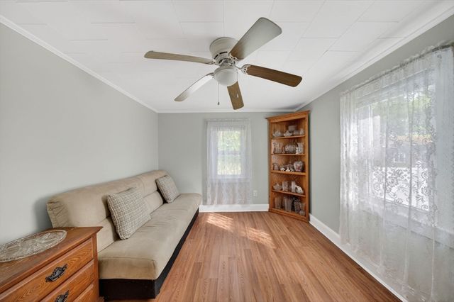 26 Oriole Street, New Bedford, MA 02745