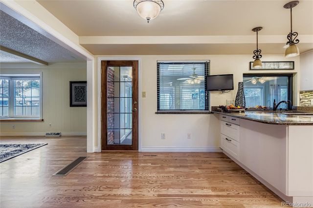 7607 S Pierce Way, Littleton, CO 80128