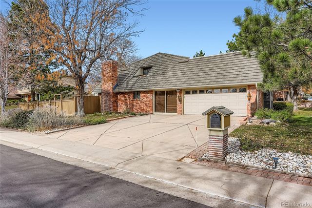 7607 S Pierce Way, Littleton, CO 80128