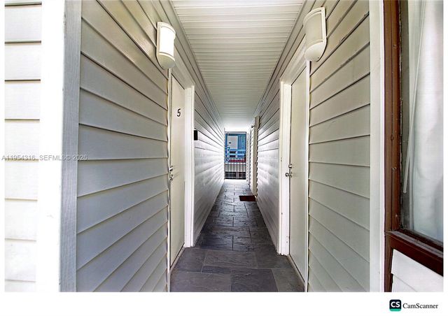 1531 SE 15th St 5, Fort Lauderdale, FL 33316