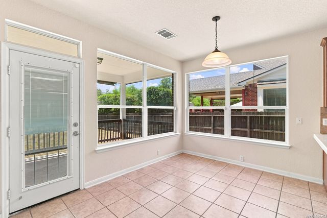 718 Desert Bluff, San Antonio, TX 78258