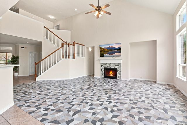 718 Desert Bluff, San Antonio, TX 78258
