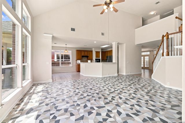 718 Desert Bluff, San Antonio, TX 78258