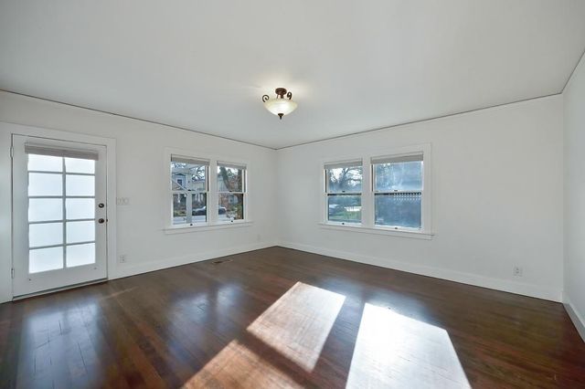 425 J St, Davis, CA 95616