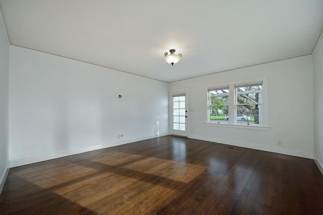 425 J St, Davis, CA 95616