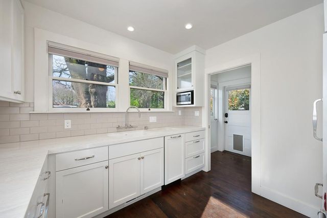 425 J St, Davis, CA 95616