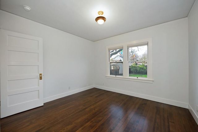 425 J St, Davis, CA 95616