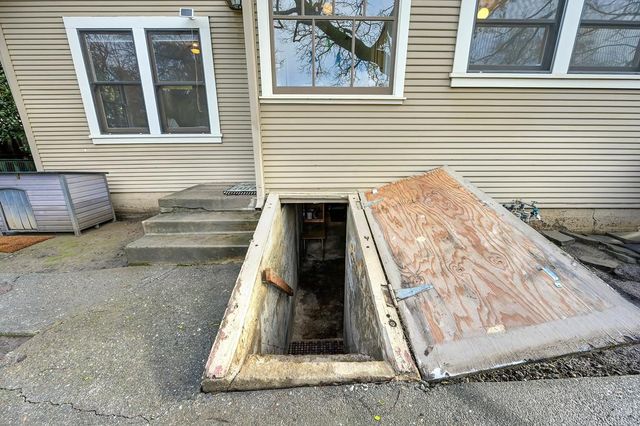 425 J St, Davis, CA 95616