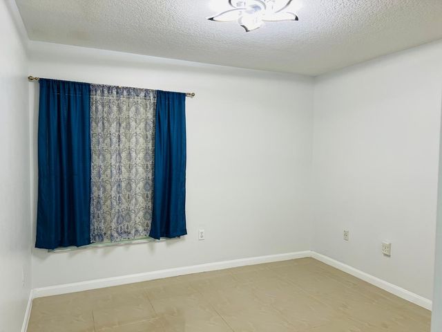 11534 NW 4th Manor, Coral Springs, FL 33071