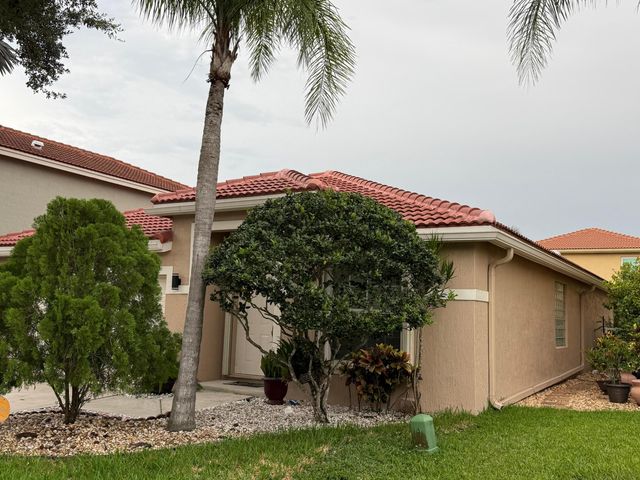11534 NW 4th Manor, Coral Springs, FL 33071