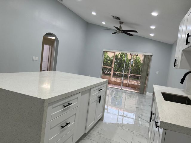 11534 NW 4th Manor, Coral Springs, FL 33071
