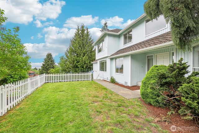 5223 68th Drive NE, Marysville, WA 98270