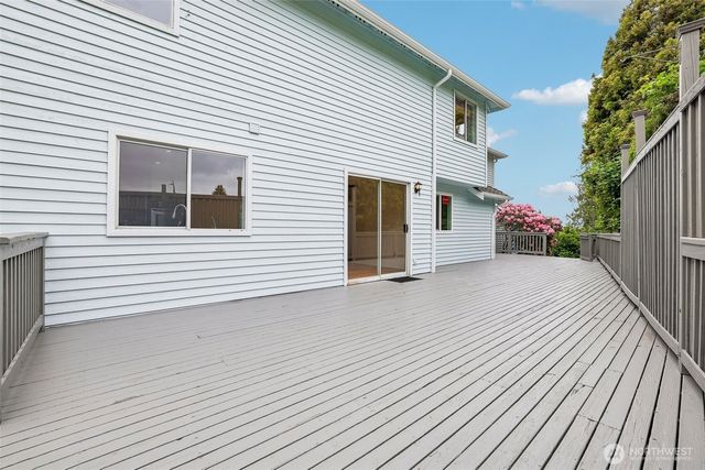 5223 68th Drive NE, Marysville, WA 98270
