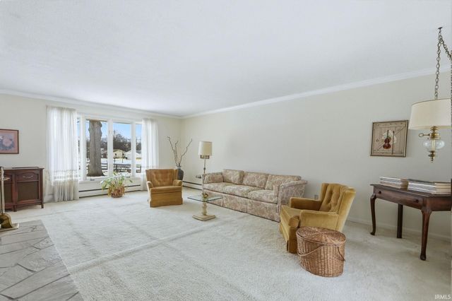 4002 Dalewood Drive, Fort Wayne, IN 46815