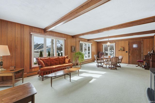 4002 Dalewood Drive, Fort Wayne, IN 46815