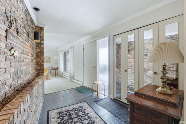 4002 Dalewood Drive, Fort Wayne, IN 46815