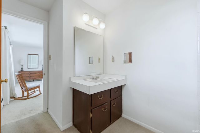 4002 Dalewood Drive, Fort Wayne, IN 46815