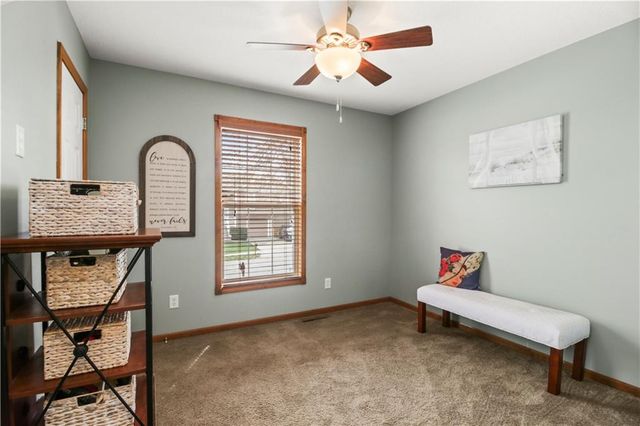 2337 Overbrook Drive, Blue Springs, MO 64029