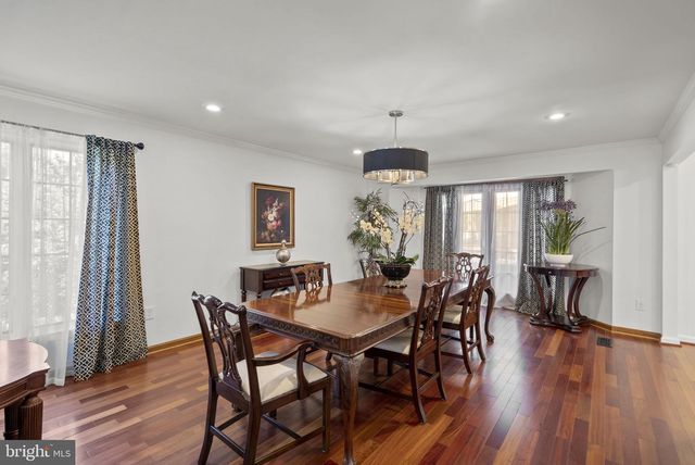221 SURREY CIRCLE DR S, Fort Washington, MD 20744
