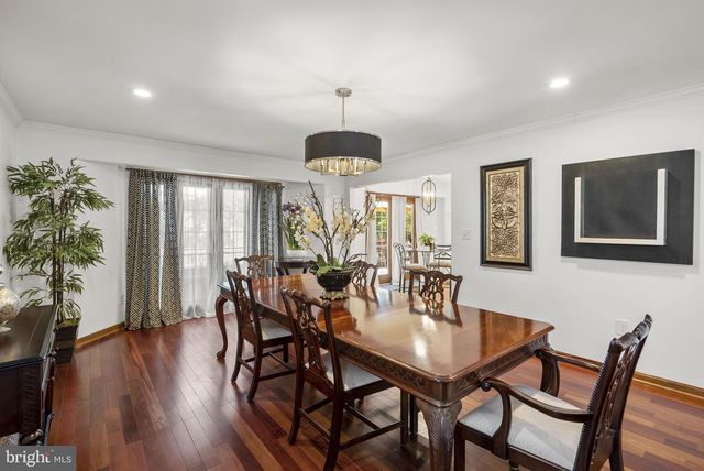 221 SURREY CIRCLE DR S, Fort Washington, MD 20744