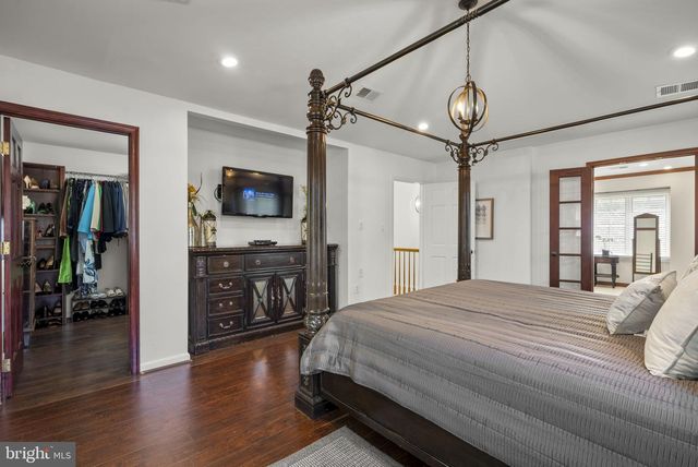 221 SURREY CIRCLE DR S, Fort Washington, MD 20744