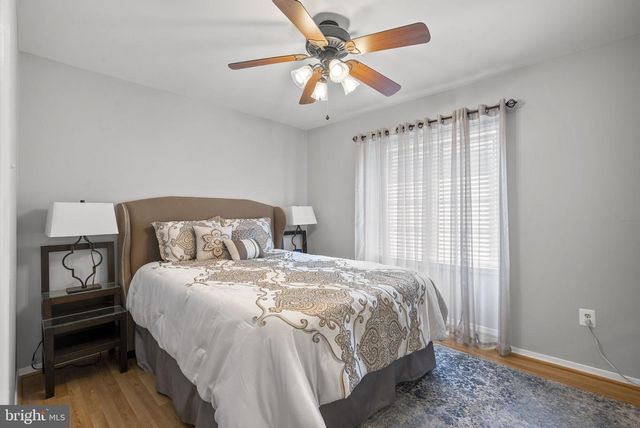 221 SURREY CIRCLE DR S, Fort Washington, MD 20744